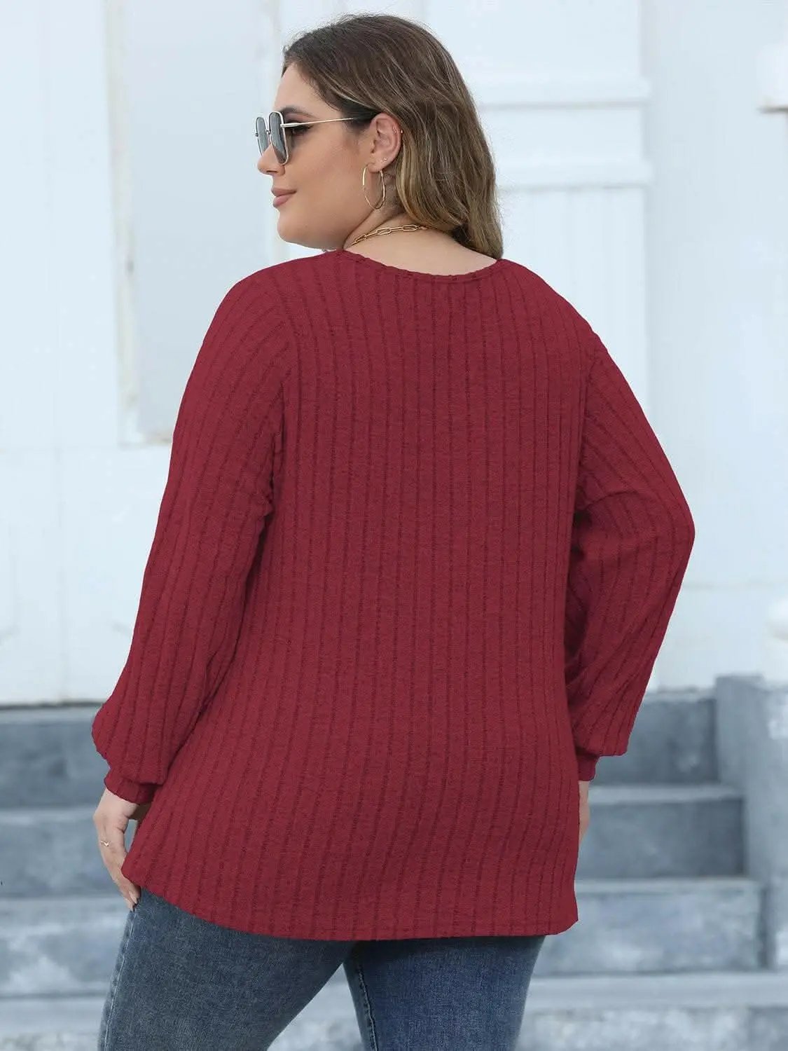 Cozy ribbed v-neck top for curves - Love Salve
